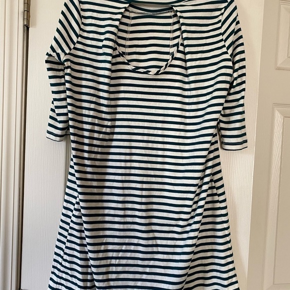 Emma & Michele Green Stripe Size Medium Dress - Picture 3 of 7